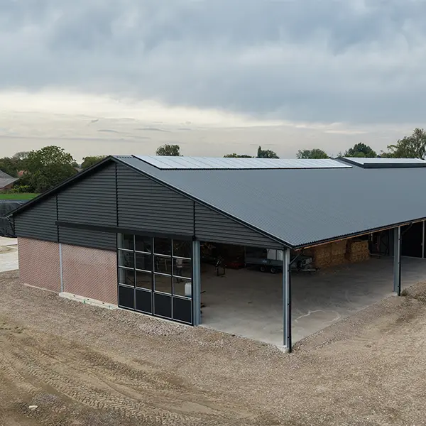 Winssen-Nieuwbouw-loods-paardenstal